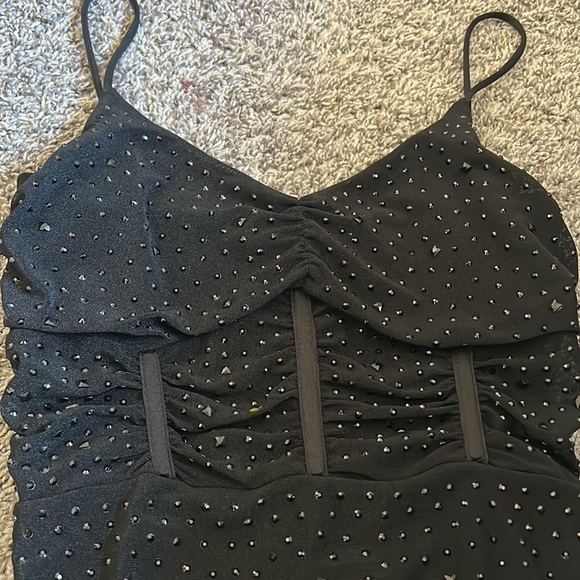 black mini dress - Picture 4 of 4